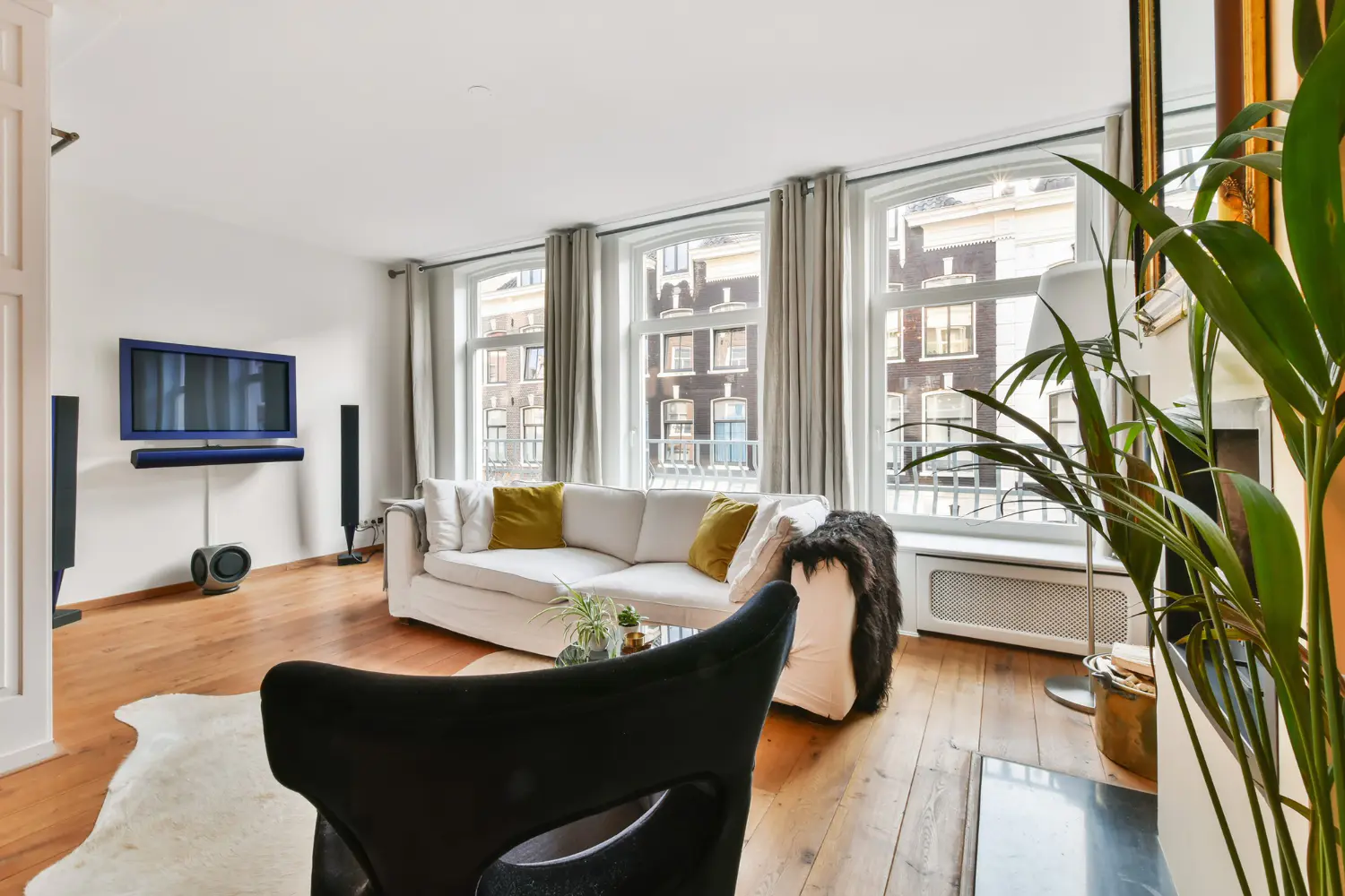 Działka rekreacyjna nad potokiem